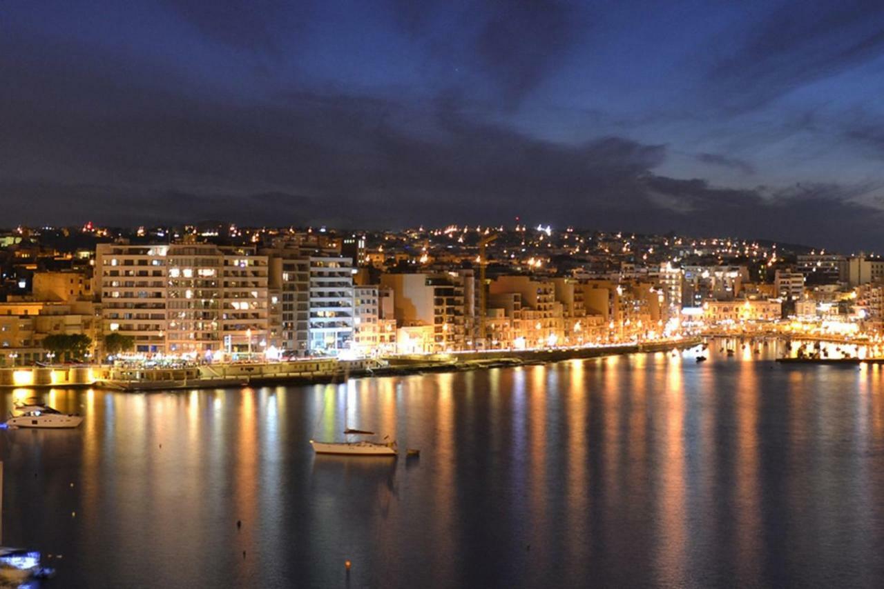 Gorgeous Apartment With Terrace In Fort Cambridge, Pool Sliema Exterior photo