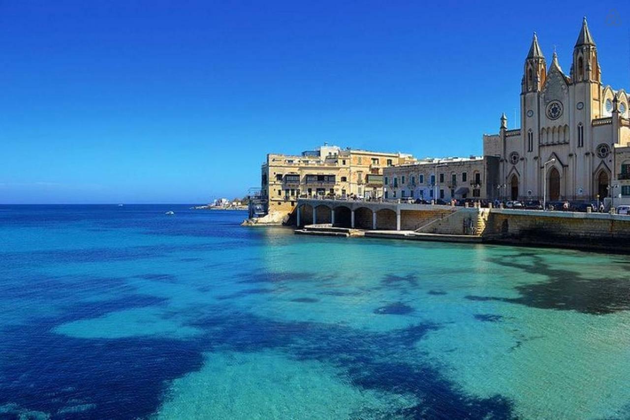Gorgeous Apartment With Terrace In Fort Cambridge, Pool Sliema Exterior photo